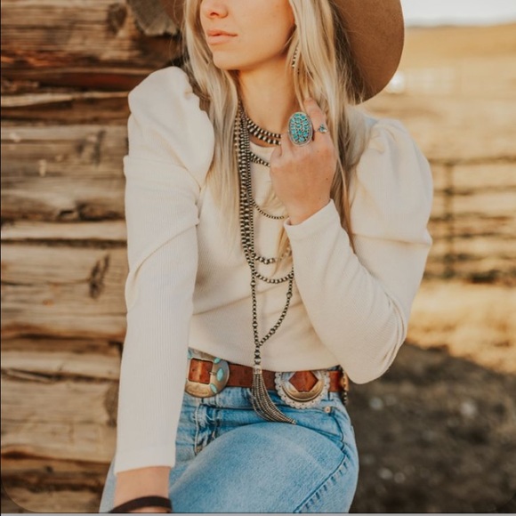 🔹New🔹White Volume Sleeve Top - Picture 1 of 6